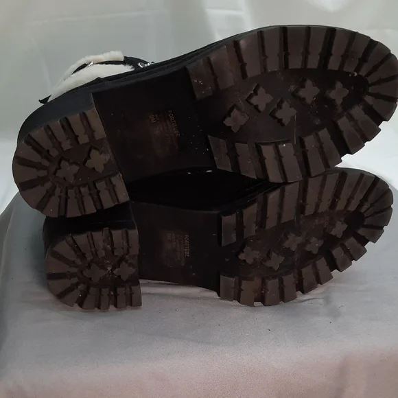 JellyPop Striking Black and Red Heeled Boots for Elegance - Women's Size 9M - Picture 7 of 15